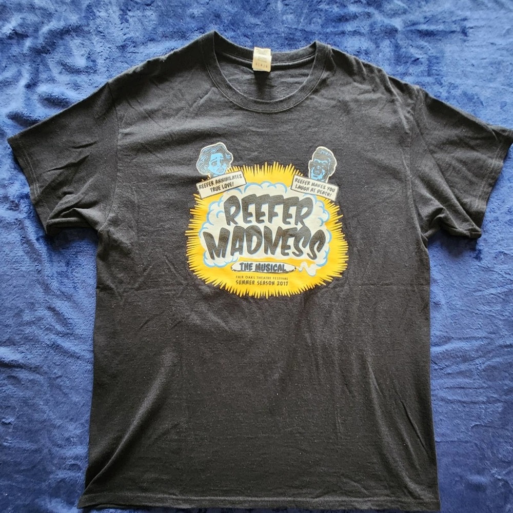 Reffer Madness Fair Oaks Theatre Festival 2017 Men's Large‎ Short Sleeve T-shirt
